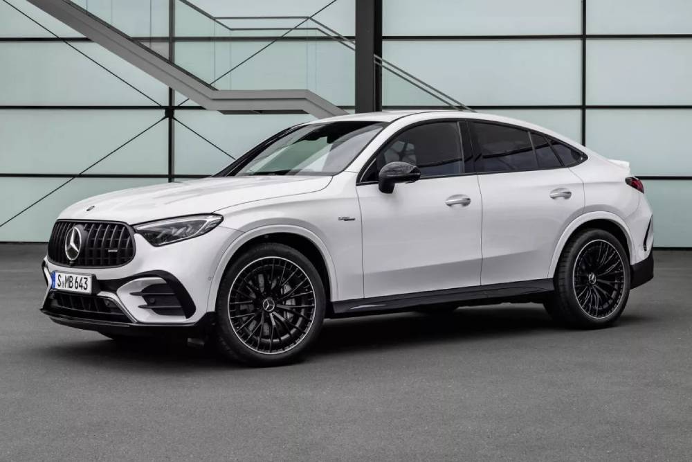 https://autogreeknews.gr/wp-content/uploads/2023/09/Mercedes-AMG-GLC-Coupe-8-2048x1366-1.jpg