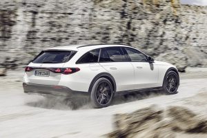 Mercedes-Benz-E-Class-Estate-All-Terrain-(12)