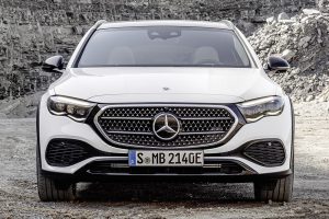 Mercedes-Benz-E-Class-Estate-All-Terrain-(5)