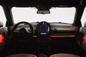 Mini-Cooper-EV-00060-2048×1366