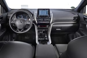 Mitsubishi-Eclipse-Cross-Plug-in-Hybrid-30