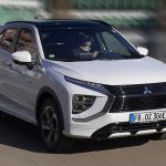 Mitsubishi-Eclipse-Cross-Plug-in-Hybrid-44