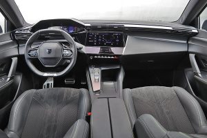 Peugeot 308 1.5 Blue HDi 130 (16)