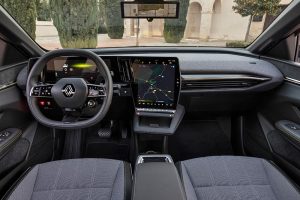 Renault-Megane-E-Tech-tablo