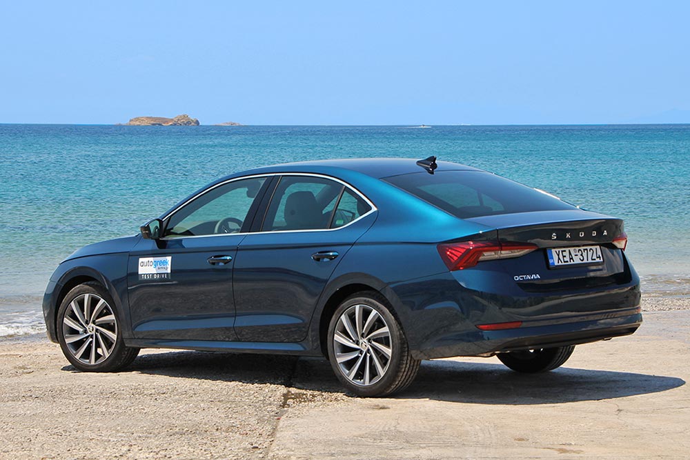 https://autogreeknews.gr/wp-content/uploads/2023/09/Skoda-Octavia-grand-coupe-static-rear.jpg