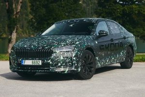 Skoda-Superb-2023-(1)