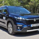 Suzuki-S-Cross-dynamic