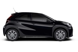 Toyota-Aygo-X-X-Play-side