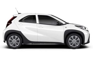 Toyota-Aygo-X-X-Play-side