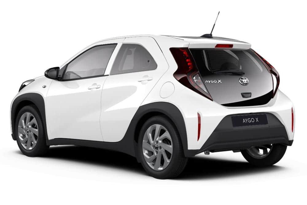 https://autogreeknews.gr/wp-content/uploads/2023/09/Toyota-Aygo-X-X-Style.jpg