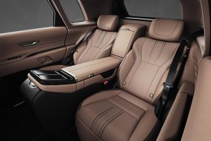 Toyota-Centyry-2023-(11)