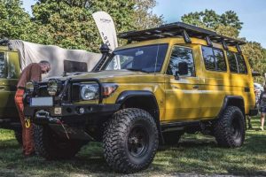Toyota-Land-Cruiser-20th-bush-taxi-meeting-10-2048