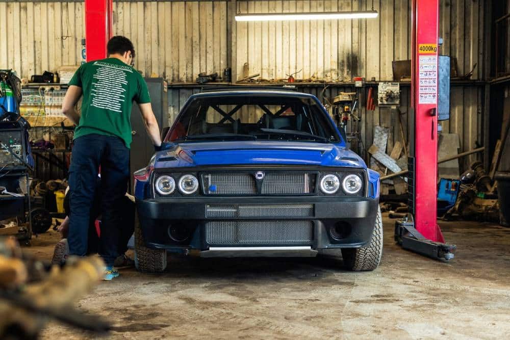 https://autogreeknews.gr/wp-content/uploads/2023/09/lancia-delta-safarista-shakedown-3.jpg