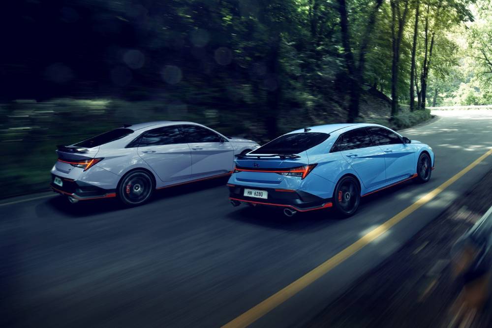 https://autogreeknews.gr/wp-content/uploads/2023/09/refreshed-2024-hyundai-elantra-n-launched-globally-3.jpg