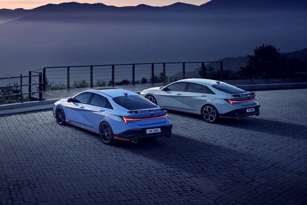 https://autogreeknews.gr/wp-content/uploads/2023/09/refreshed-2024-hyundai-elantra-n-launched-globally-8.jpg