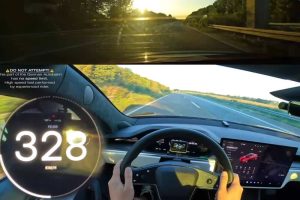 tesla-s-plaid-hit-204-mph-on-the-autobahn-does-399