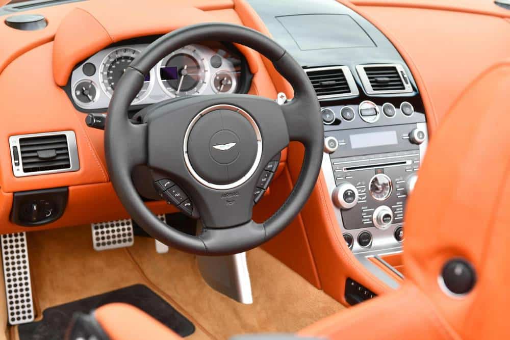 https://autogreeknews.gr/wp-content/uploads/2023/09/the-entire-aston-martin-lineup-from-2010-has-been-10.jpg