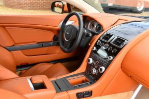 the-entire-aston-martin-lineup-from-2010-has-been- (11)