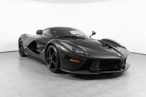 this-2015-ferrari-laferrari-is-the-most-expensive-