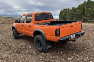 this-2jz-swapped-01-toyota-tacoma-screams-resale-v (2)