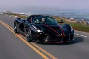 2017-Ferrari-LaFerrari-Aperta1415834_