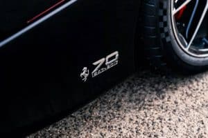 2017-Ferrari-LaFerrari-Aperta1415850_-scaled