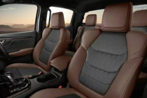 2024-Isuzu-D-Max-V-Cross-Interior-5-2048×1152