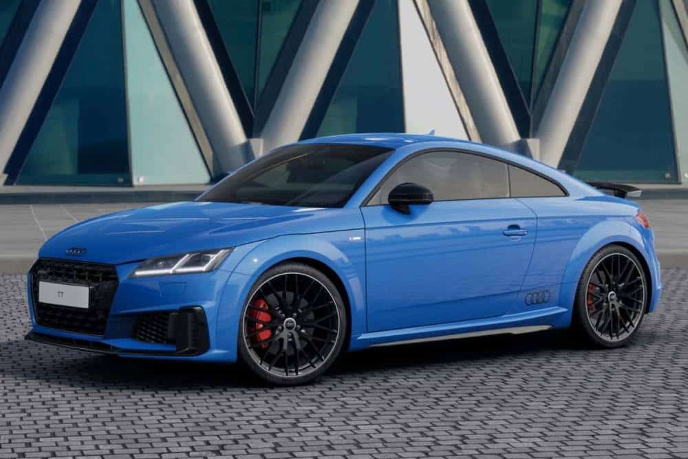 https://autogreeknews.gr/wp-content/uploads/2023/10/2024-audi-tt-special-edition-for-spain-1.jpg