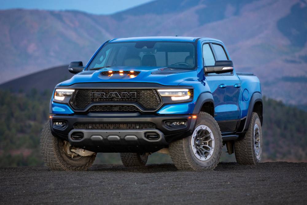 https://autogreeknews.gr/wp-content/uploads/2023/10/2024RAM1500TRX-FinalEdition-8-1.jpg