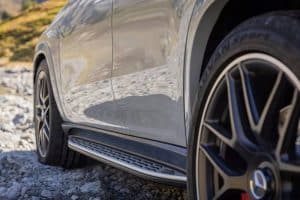 2026-Mercedes-AMG-GLE-53-PHEV-1023-22