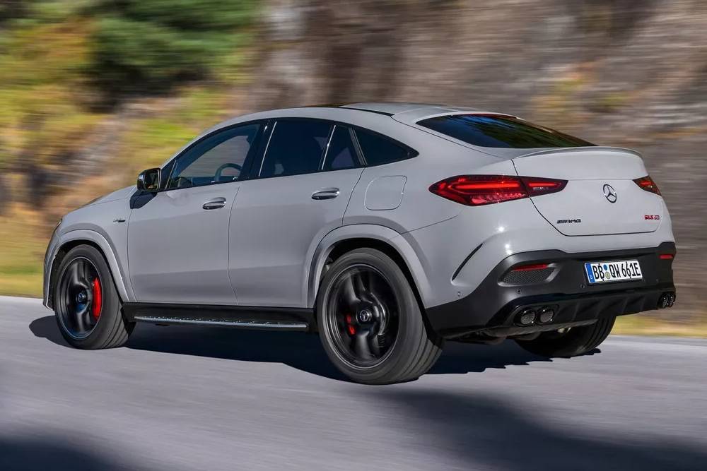 https://autogreeknews.gr/wp-content/uploads/2023/10/2026-Mercedes-AMG-GLE-53-PHEV-1023-4.jpg