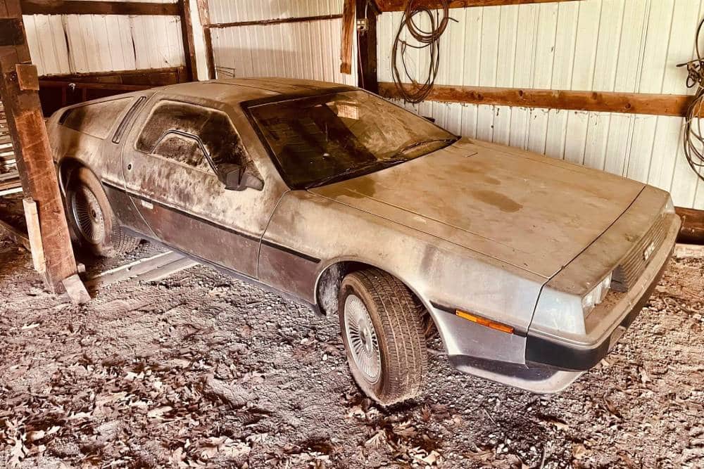 Επιστροφή στη ζωή για ξεχασμένο DeLorean