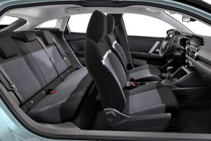 Citroen-C4-1.2-Pure-100-Live-Pack–(2)