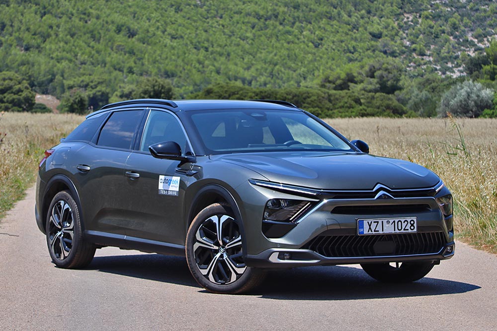 https://autogreeknews.gr/wp-content/uploads/2023/10/Citroen-C5-X-PHEV-30.jpg