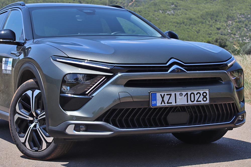 https://autogreeknews.gr/wp-content/uploads/2023/10/Citroen-C5-X-PHEV-31.jpg