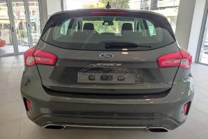 Ford-Focus-Vignale-CarCenter-(4)