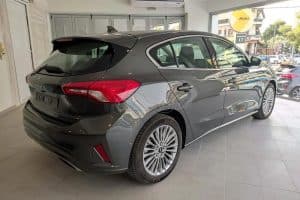 Ford-Focus-Vignale-CarCenter-(5)