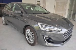 Ford-Focus-Vignale-CarCenter-(6)