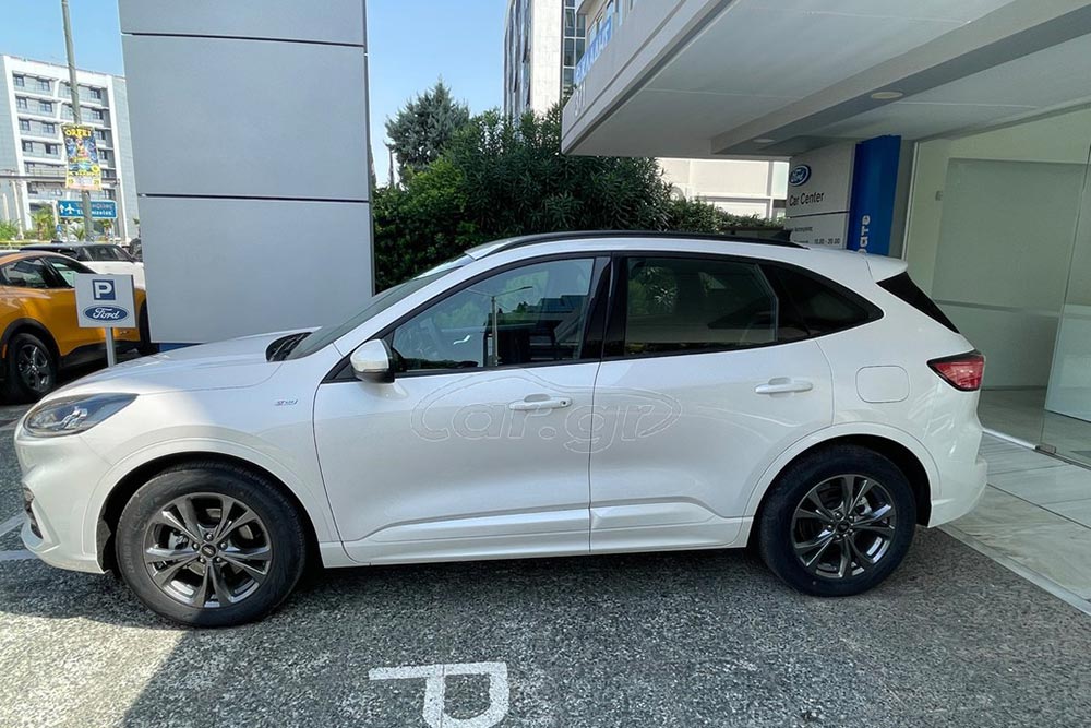 https://autogreeknews.gr/wp-content/uploads/2023/10/Ford-Kuga-1.5-150-PS-3.jpg