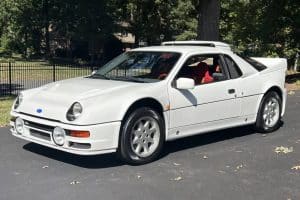 Ford-RS200-Evolution-1