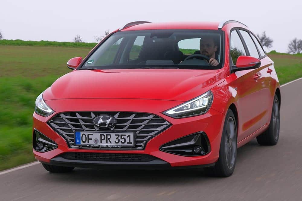 https://autogreeknews.gr/wp-content/uploads/2023/10/Hyundai-i30_Tourer-1.jpg