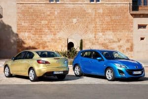 Mazda3-Sedan-and-Mazda3-Hatchback,-2009,-Still-003