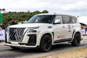 Nissan-Patrol-Black-Hawk-1