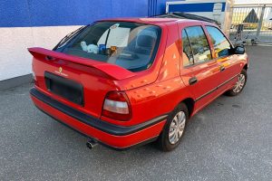 Nissan-Sunny-1991-(2)