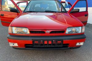 Nissan-Sunny-1991-(4)