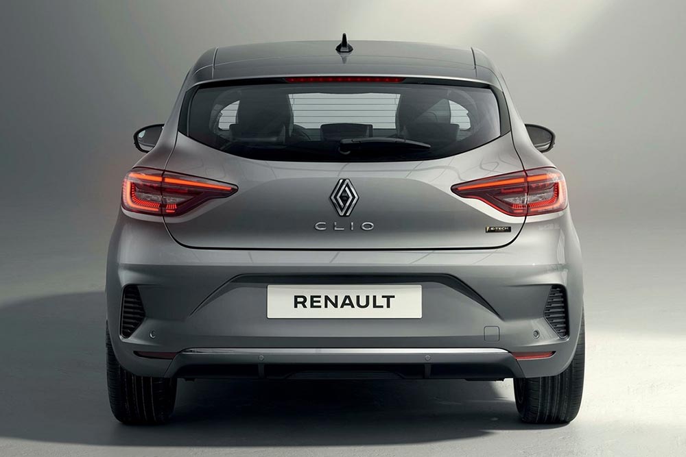 https://autogreeknews.gr/wp-content/uploads/2023/10/Renault-Clio-2023-2.jpg