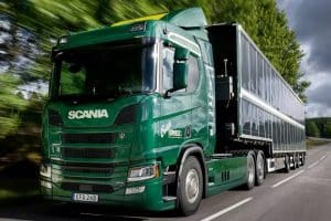 Scania-Solar-Powered-Semi-912-2