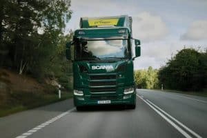 Scania-Solar-Powered-Semi-912-8