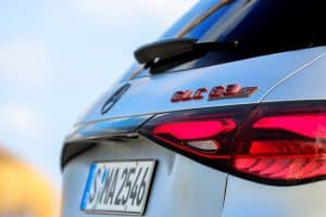 amg-drops-the-speed-hammer-on-the-2025-glc-63-s-su (5)