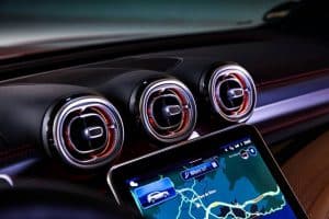 amg-drops-the-speed-hammer-on-the-2025-glc-63-s-su (8)